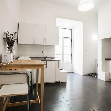 Outsite Coliving - Cais Do Sodre Lisbon